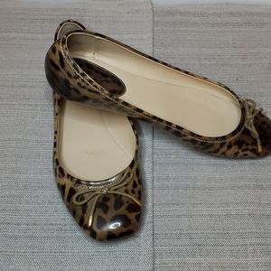 Women's flats